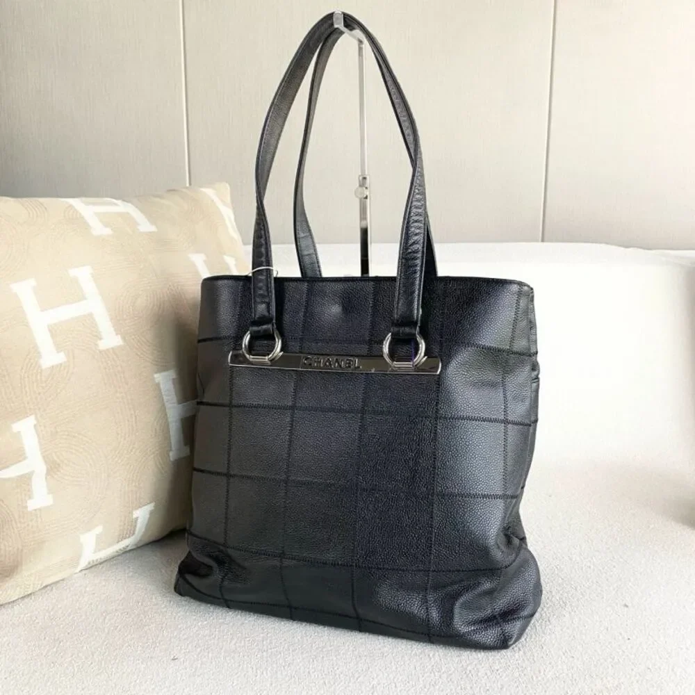 Chanel Women Pre-Loved Bag Very Good Condition